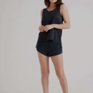 NWOT: Quince 100% Washable Silk Pajama set - black small